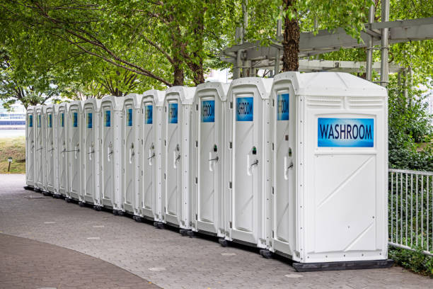 Best Wedding porta potty rental  in Eming Island, FL