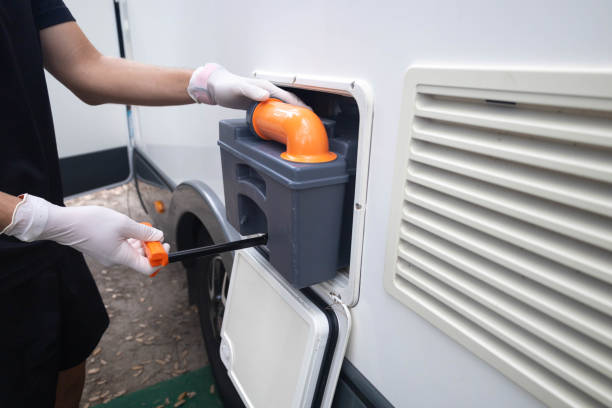 Best Emergency porta potty rental  in Eming Island, FL
